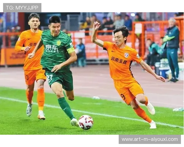 云南玉昆外线尝试打出更高质量射门